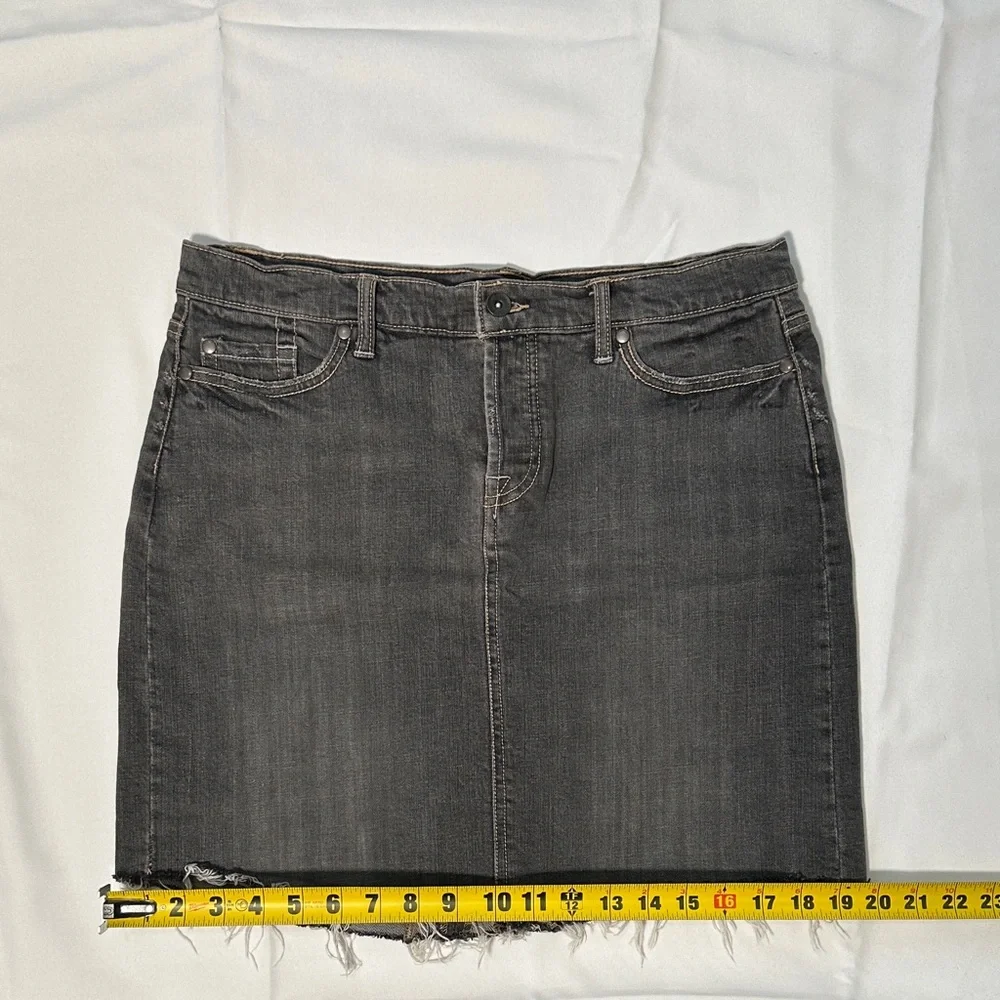 Mossimo Denim Frayed Hem Skirt - Picture 6 of 8